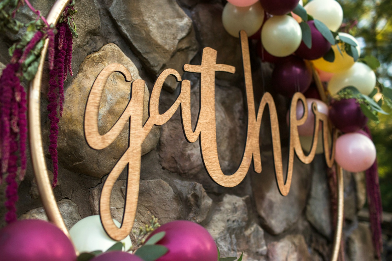 friendsgiving-one-stylish-party-gather-sign