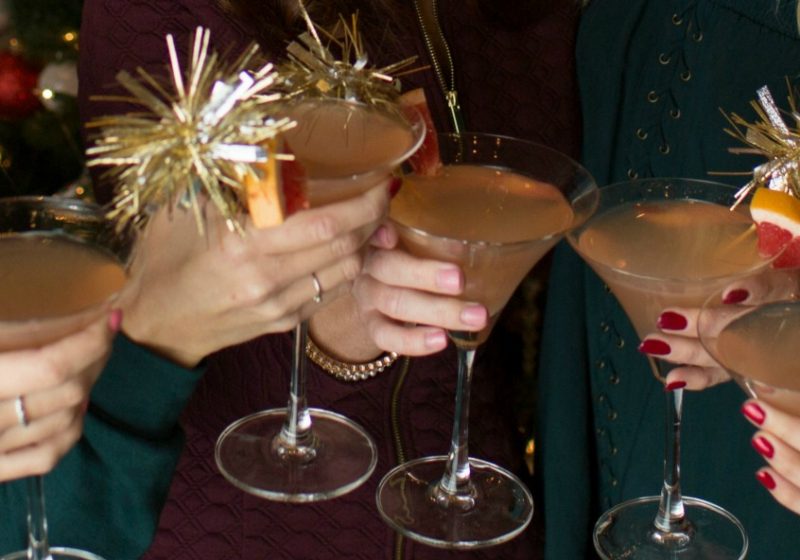 Creating Signature Holiday Party Cocktails with Lillet